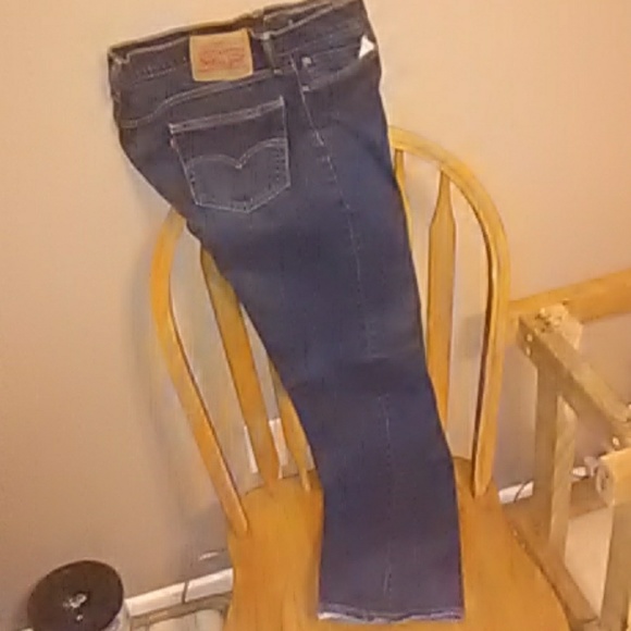 Levi's - Picture 2 of 2